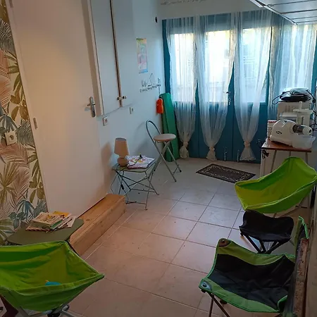 Bleue Dans Ma Maison Rum i privatbostad Albias